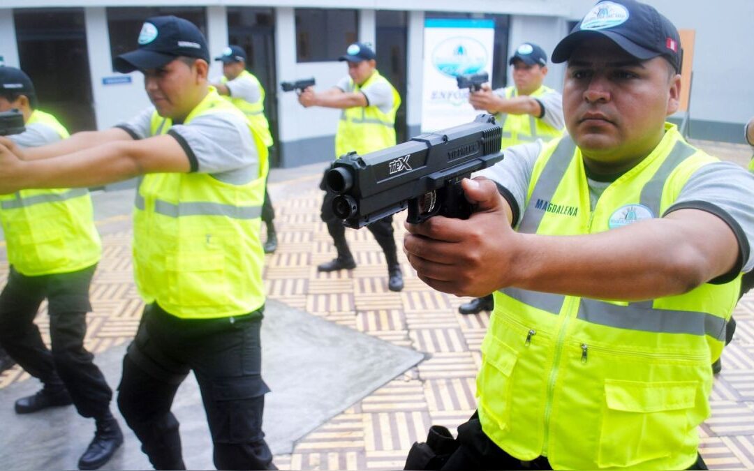 Publican Ley 31795, que autoriza uso de armas no letales a serenos: ¿qué podrán usar?